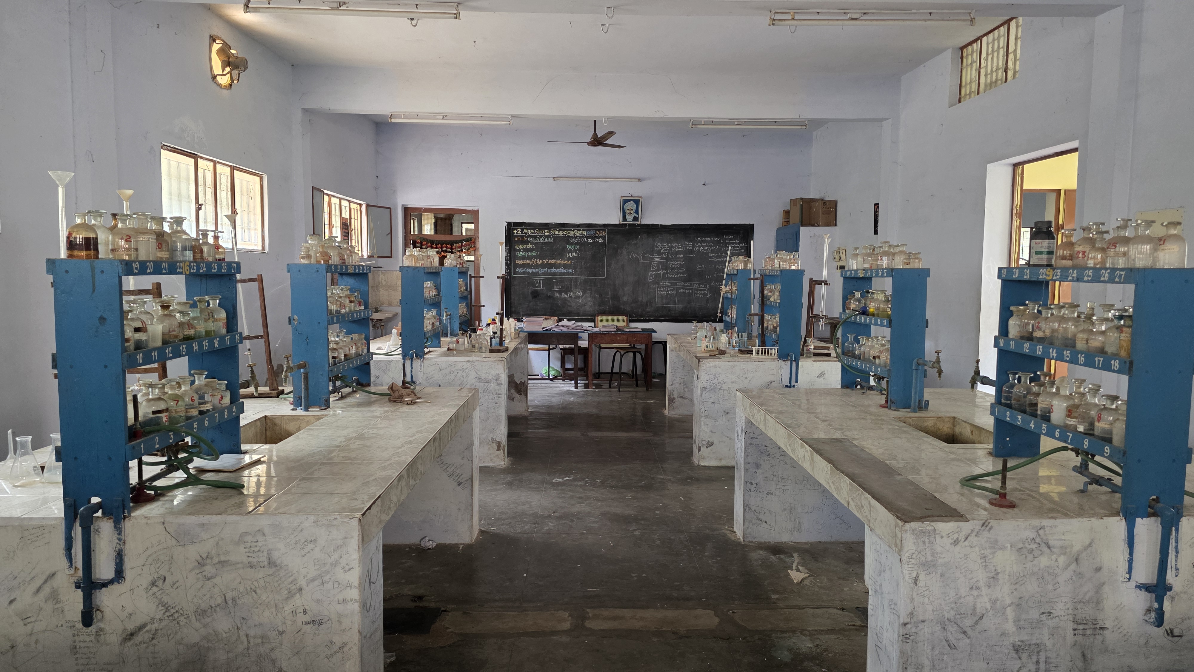 HSS Lab Photo 6